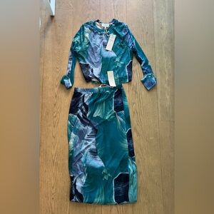 Black Abstract Print Two-Piece Set